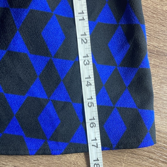 EUC Harper Women's Blue and Black Geometric Skirt Large - Picture 6 of 7